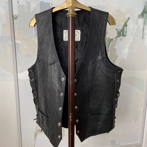Leather vest black